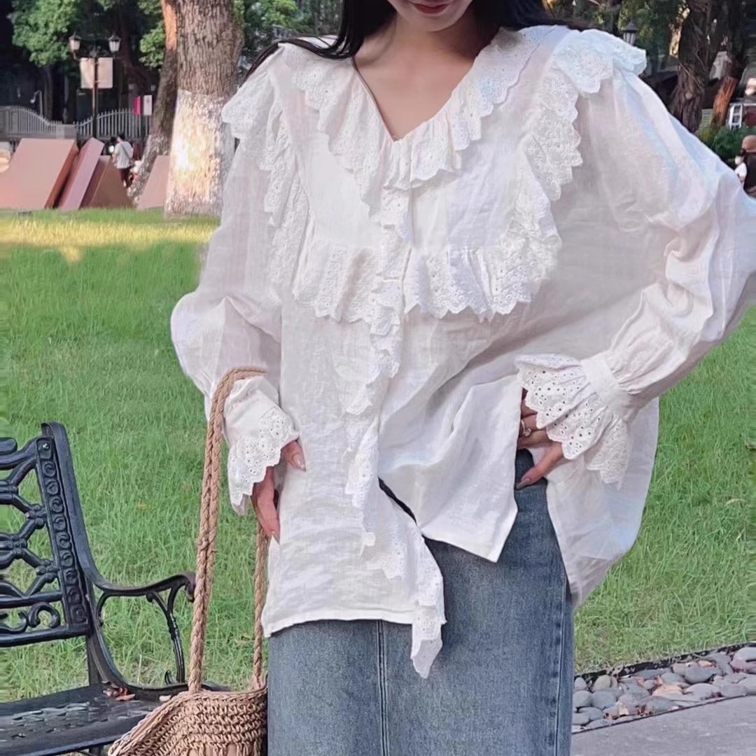 トップス レディース ブラウス 白シャツ 重ね着 長袖 丸襟 襟付き Vネック フリル 無地 透け感 涼し気 清楚 フリル袖 定番 ゆったり ゆったり 普段使い きれいめ かわいい 大人可愛い