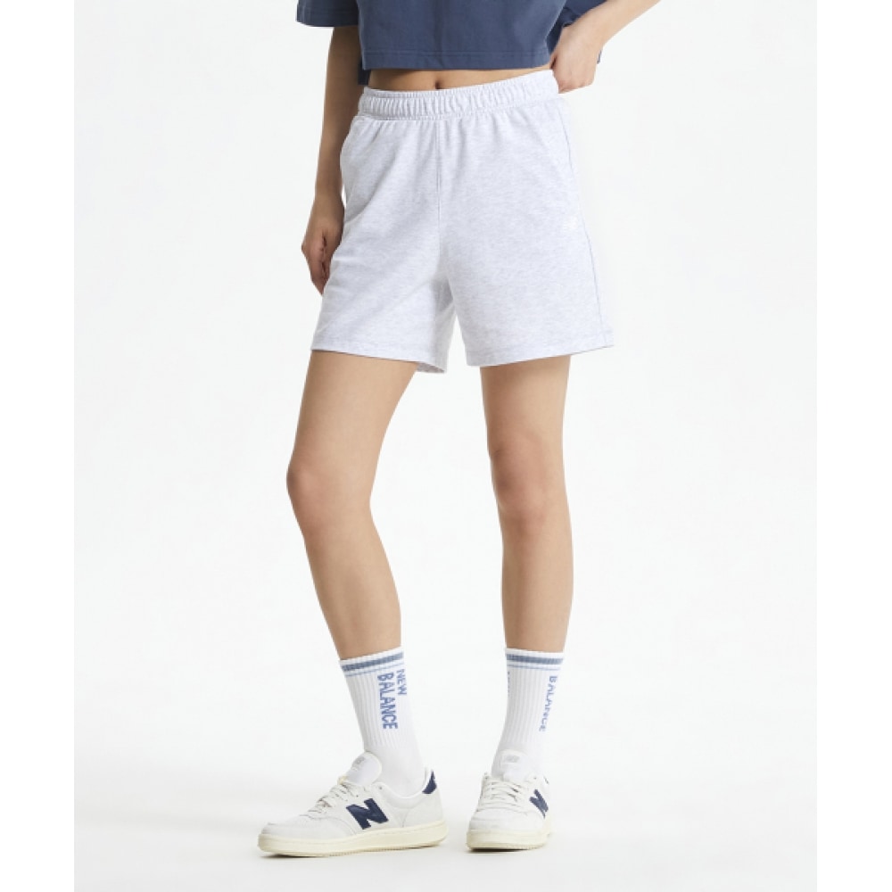 NEW BALANCE エッセンシャル 4部シングルメッシュショートパンツ (グレー) NBNVF2W422