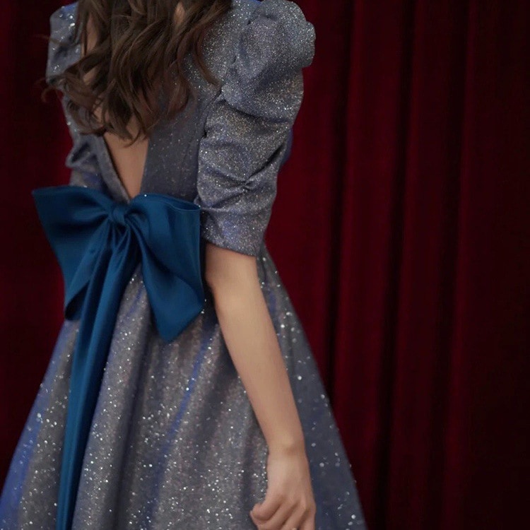 送料無料フレンチドレス2025新作 パーティー ワンピース おしゃれ イブニングドレス ブルーVネック軽贅沢セクシー パーティードレス 上品 6,195円