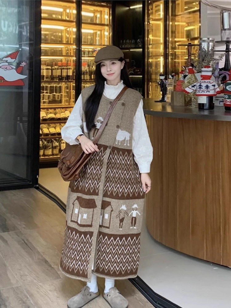 ヴィンテージジャカードニットベストドレス女性秋と冬2024新しいセーターのドレスのフランスの高度なセンス薄いロングスカート
