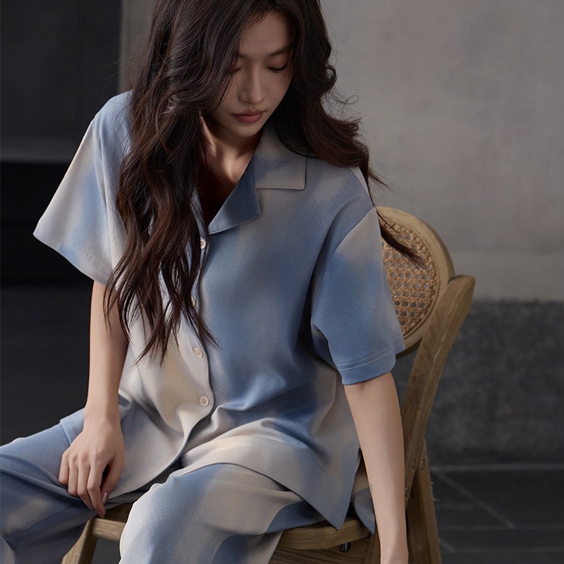 【急速発送】送.料.無.料.半袖 長ズボン 胸当て付きラージサイズ パジャマ ルームウェア