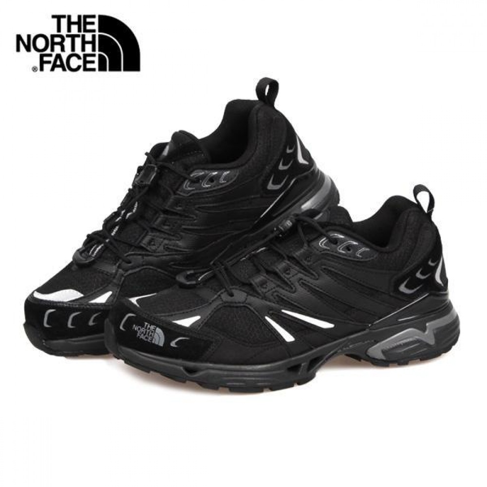 ザノースフェイスホワイトレーベルシングルトラックテックスニーカー NS97Q72J