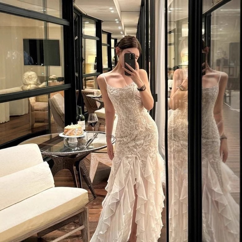 誕生日ドレススカート重厚な花の刺繍ビーズドレス女性絶妙な宴会気質イブニングドレス