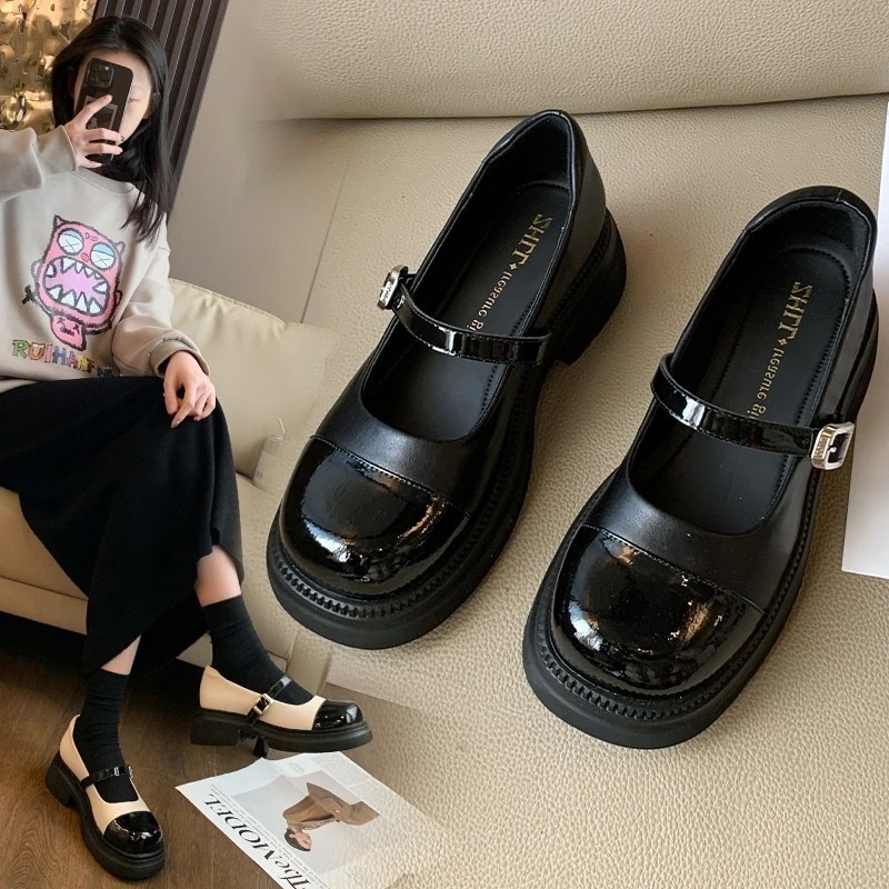 厚底ローファー パッチワークの小さな香水スタイルの女性のシングルシューズ カレッジスタイルのメアリージェーンシューズ 厚底ローファー