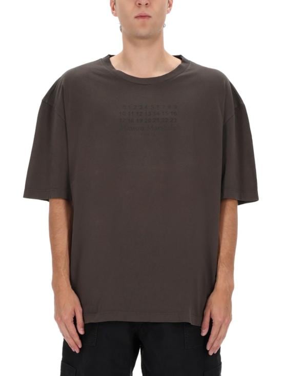 MAISON MARGIELA Men T-Shirts S67GC0042 S24575810 Black