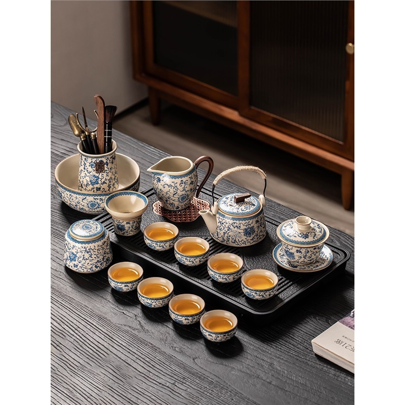 Ru Kiln青と白のカンフーティーセット家庭用ライト高級高級セラミックカバーボウルティーポットティーカップオフィスミーティング