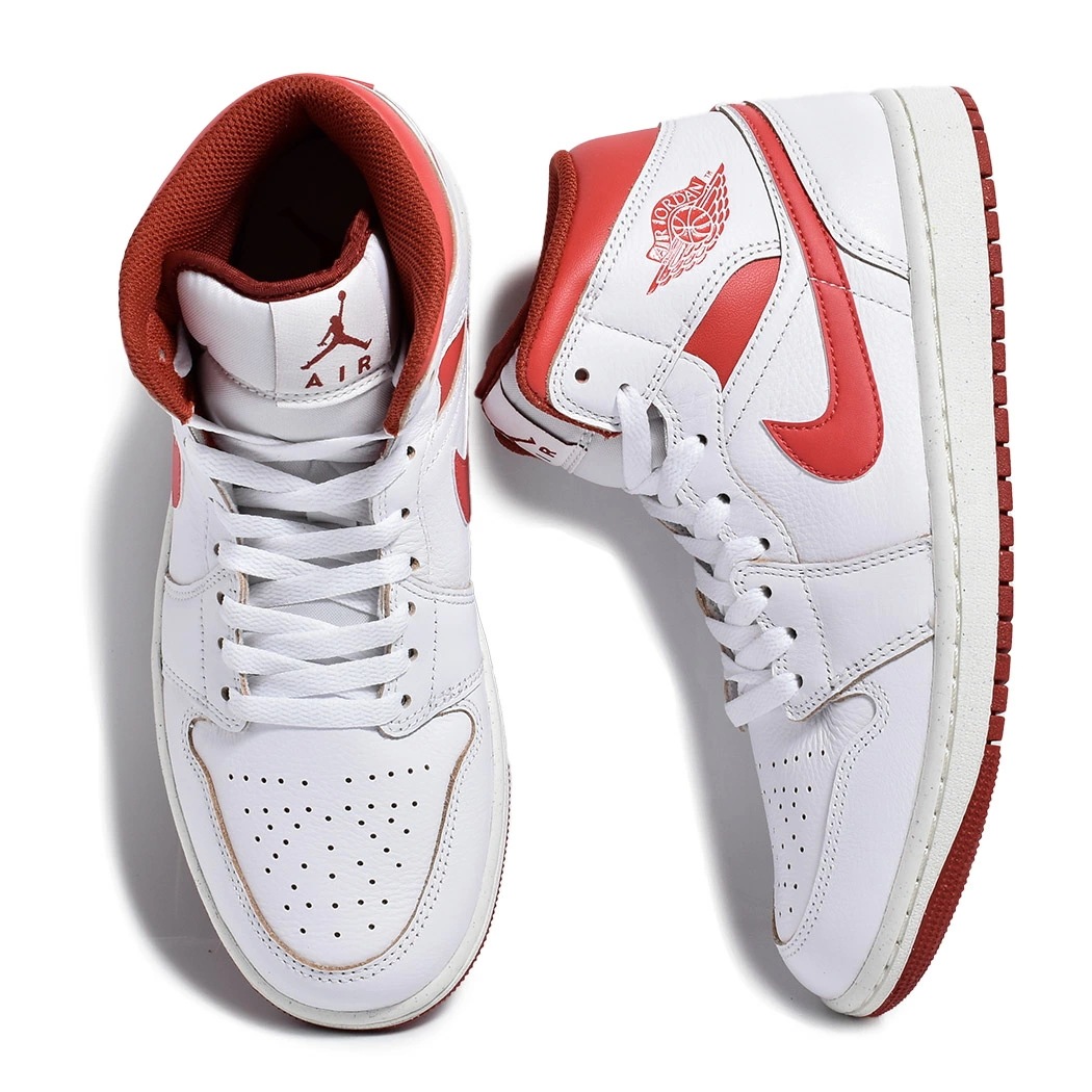 NIKE AIR JORDAN 1 MID \