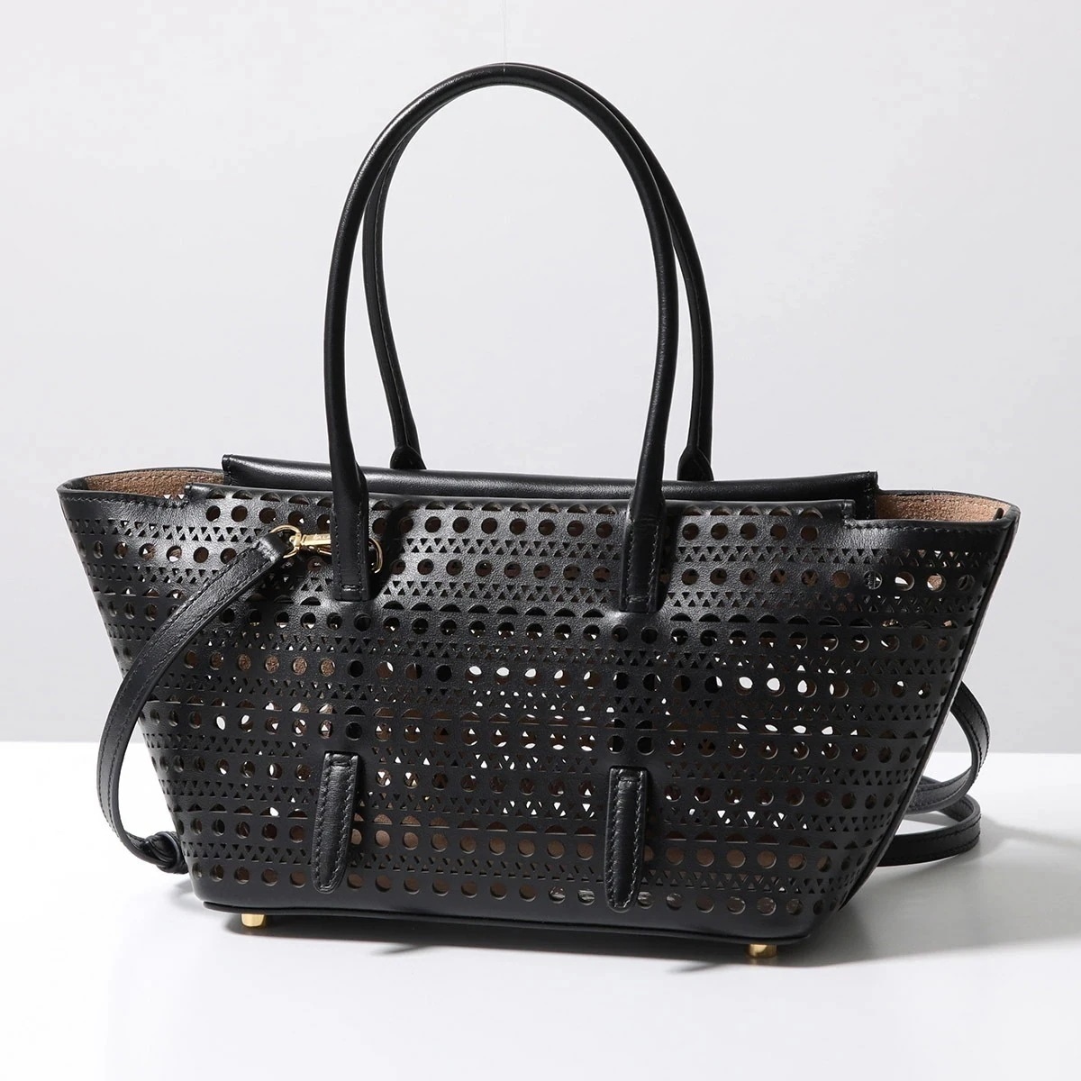 ALAIA アライア ハンドバッグ NEO MINA 20 VIENNE ミナ AA1S03120CA303 レディース レザー ショルダーバッグ 鞄 999/Noir 129,676円
