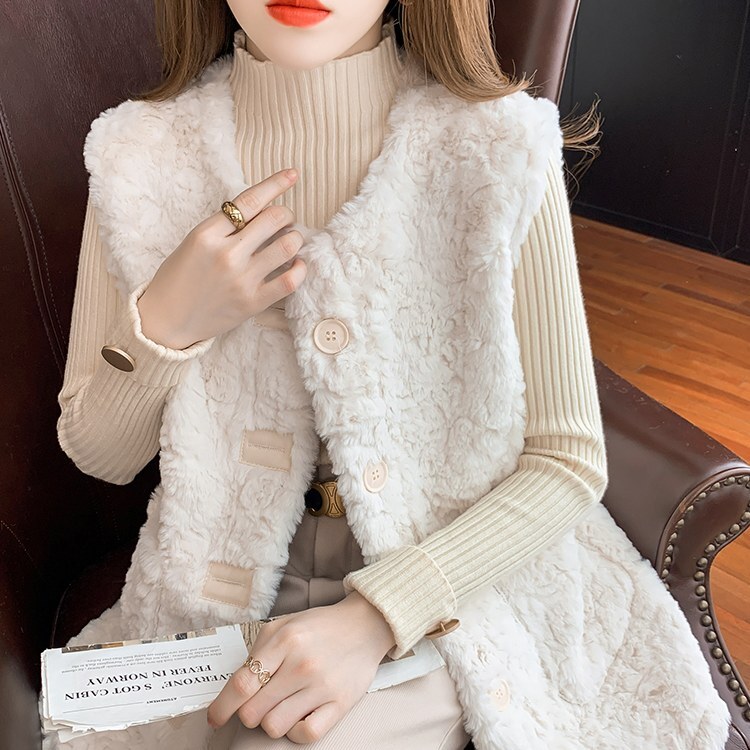 ベスト ジレ トップス アウター 羽織り レイヤード 重ね着 袖なし ノースリーブ Uネック ラウンドネック 前開き ボタン かわいい 可愛い きれいめ シンプル 上品 おしゃれ お洒落