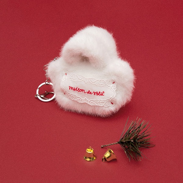 LACE LABEL MINI FUR POUCH KEYRING WHITE