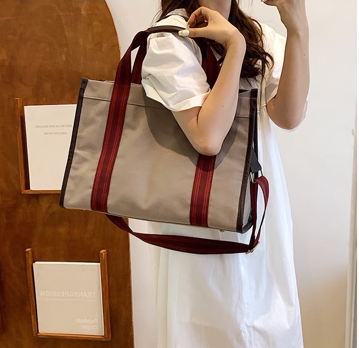 バッグ バック カバン かばん 鞄 レディースバッグ レディースバック トートバッグ トートバック 大容量 四角 大人可愛い シンプル カジュアル 大人 おしゃれ お洒落 大人女子 無地