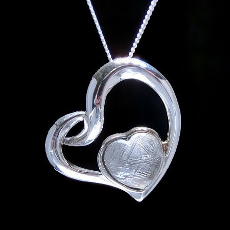 激レアギベオン隕石 ネックレス オープンハート 未知の隕石 大人気商品 数量限定 アイアンメ