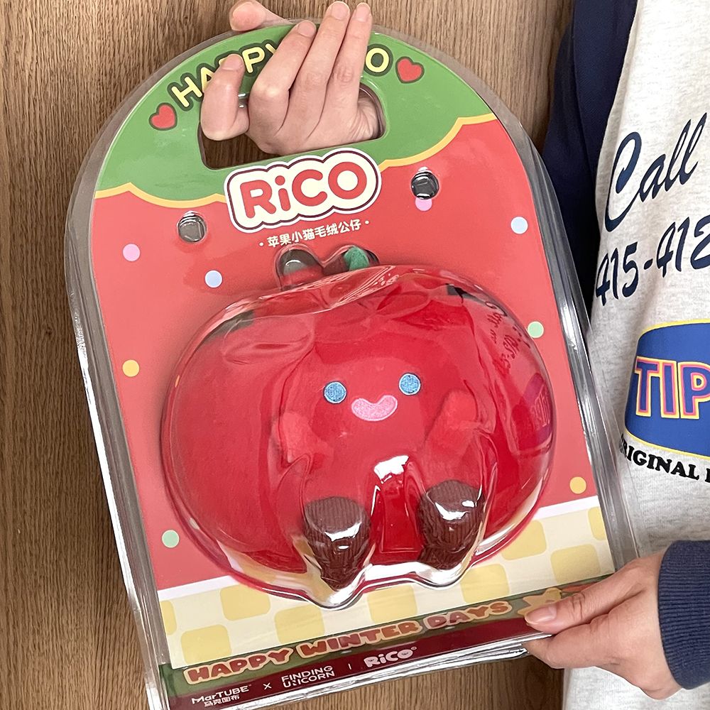 リンゴと子猫のぬいぐるみクリスマスプレゼント女の子のクリスマスイブの誕生日親友の彼女に可愛いプレゼント