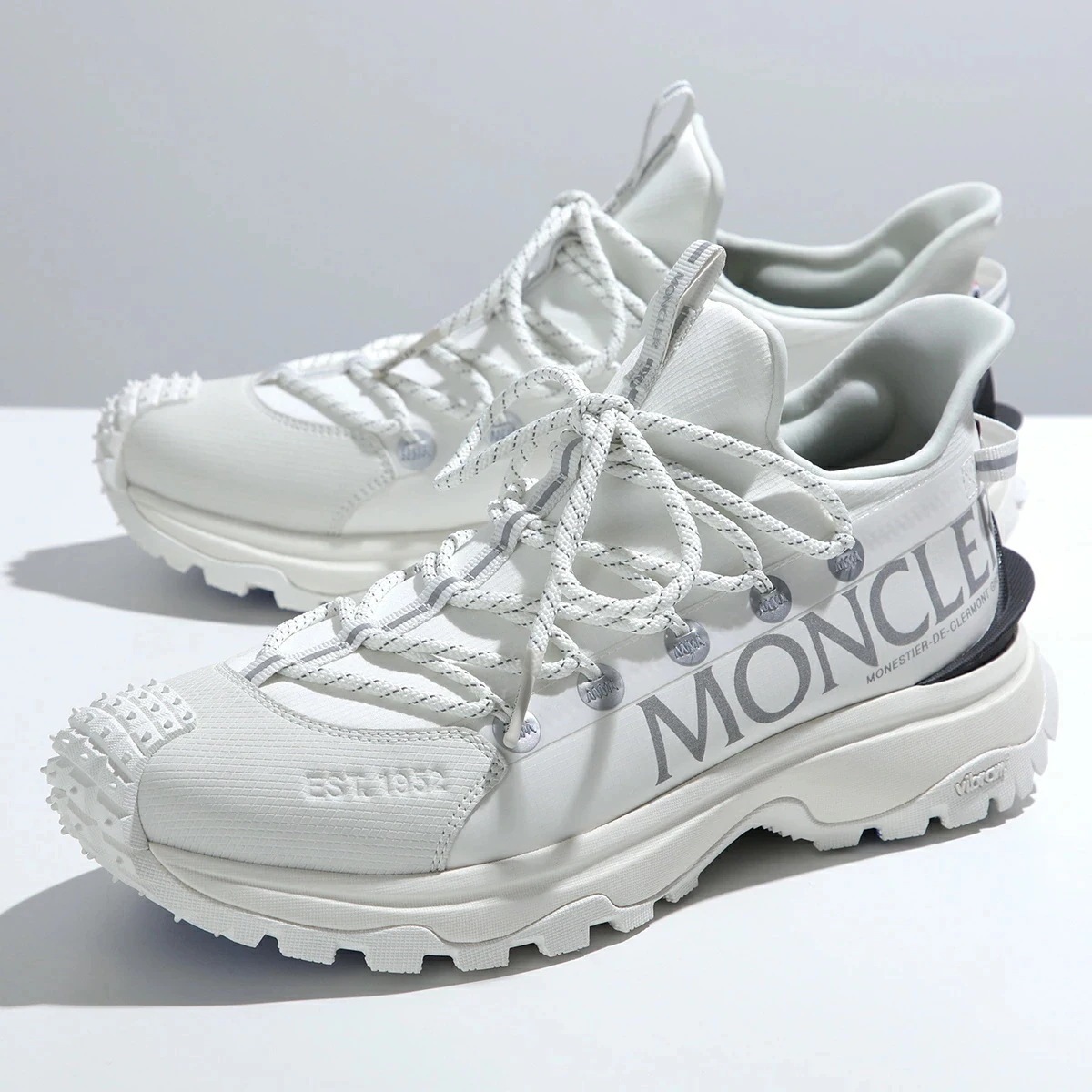 MONCLER モンクレール スニーカー TRAILGRIP LITE 2 トレイルグリップ 4M00110 M3457 メンズ ローカット ビブラムソール スリッポン 軽量 靴 シューズ 001