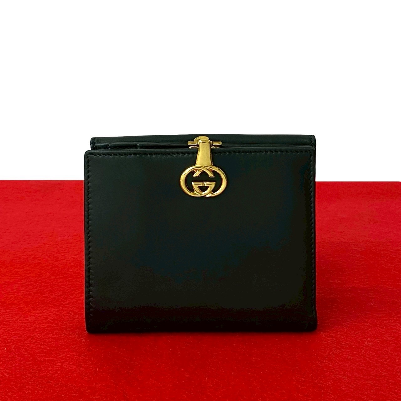 ヴィンテージ GG ロゴ 金具二つ折り財布 レザー ブラック 40180