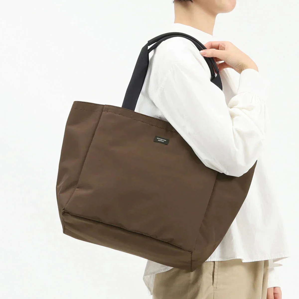選べるノベルティ付 正規取扱店 SIMPLICITY PLUS バッグ A4 肩掛け シンプル 軽量 撥水 B TOTE M