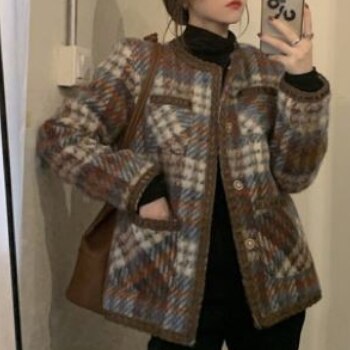 レトロ風 アウター ジャケット レディース 秋冬 冬 きれいめ 暖かい 長袖 Uネック ラウンドネック スリム タイト 細身 ストレート Iライン ポケット 前開き フロントボタン ブラウン 秋カラー