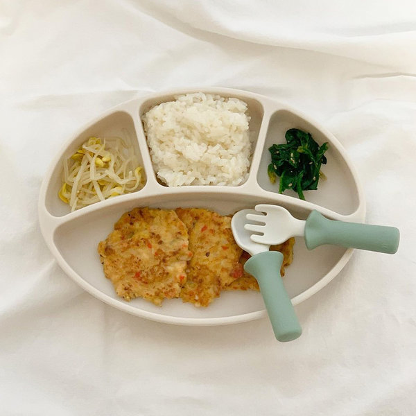 シリコンスプーンフォーク+吸着食品トレーSetベビー食器 6,520円