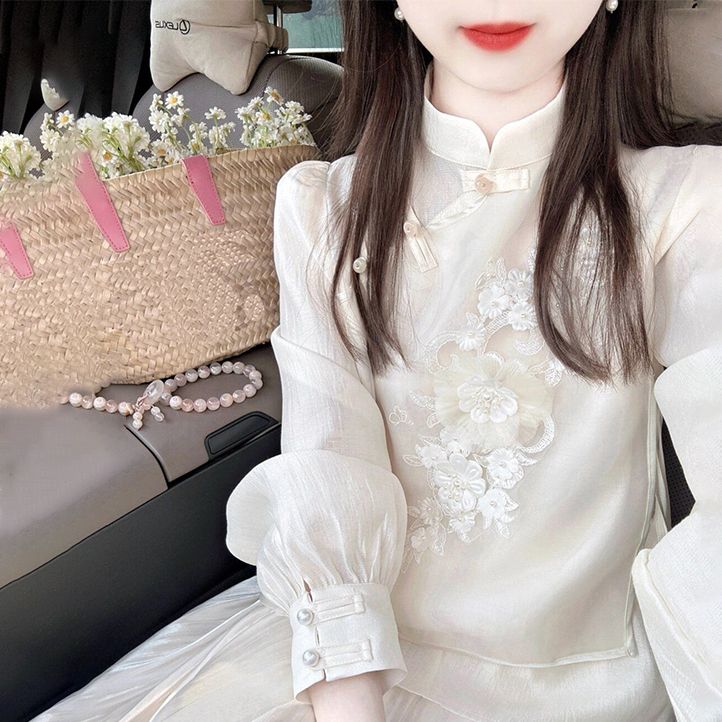 二点セット 中国スタイル新しい中国語スタイルスーツハイエンド美しいトップハーフボディスカート2ピースセット春と秋の新しいスタイル