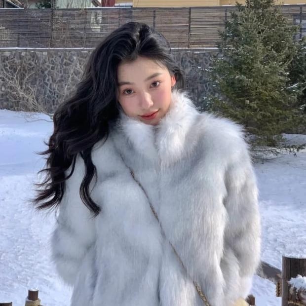 李孟嶺と同じスタイルの白い毛皮のスタンドカラーロングヘアショートスタイル若いトスカーナの環境に優しい毛皮の豪華なジャケット女性用 5,230円