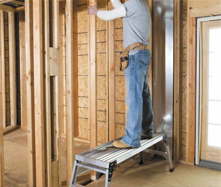 早い者勝ち 耐荷重150kg アルミ製折りたたみ作業台・洗車台 天板高さ48cm 軽量コンパクト 多機能登高梯