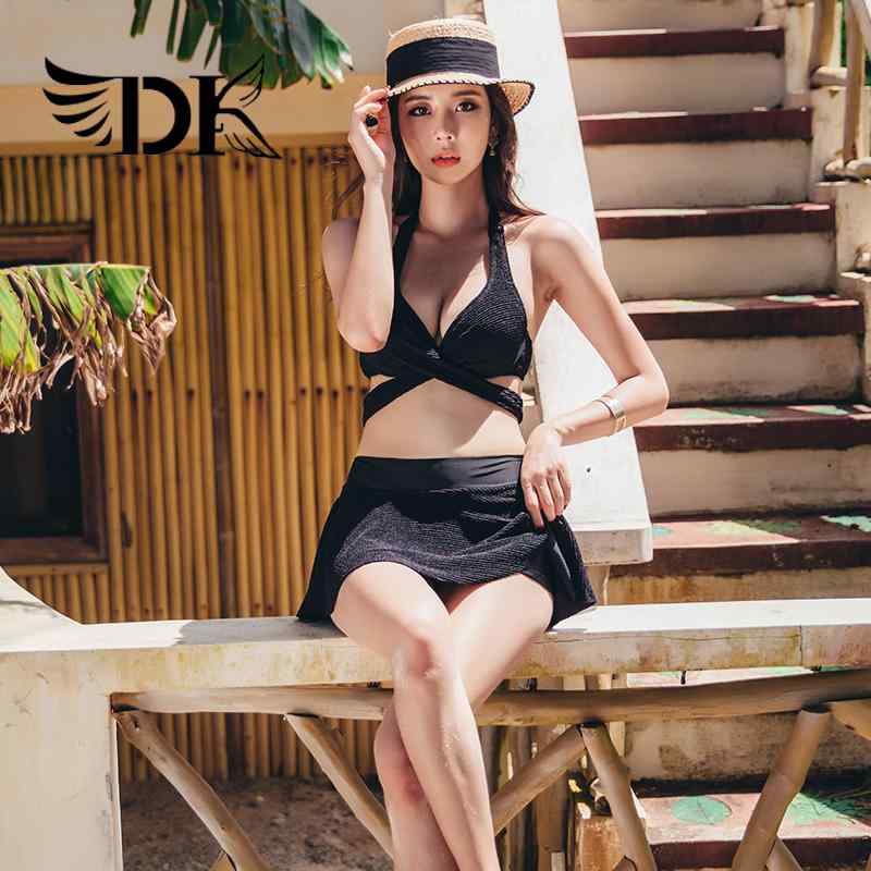 ビキニ レディース 水着 上下セット セパレート スカート ビーチ 旅行 温泉 胸パッド ワイヤーあり 伸縮 通気性 ショルダーストラップ 装飾 レース おしゃれ 無地 白 黒 韓国