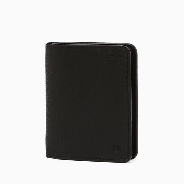 ブラック陰刻ロゴ牛革ミディアム財布DBWA6E750BK