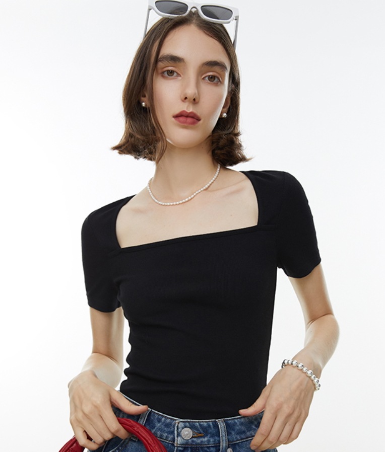 トップス デート モテアイテム Tシャツ 半袖 スクエアネック スリム タイト 細身 リブニット 可愛い きれいめ 上品 おしゃれ かっこいい 可愛い ラブリー キュート ガーリー クール