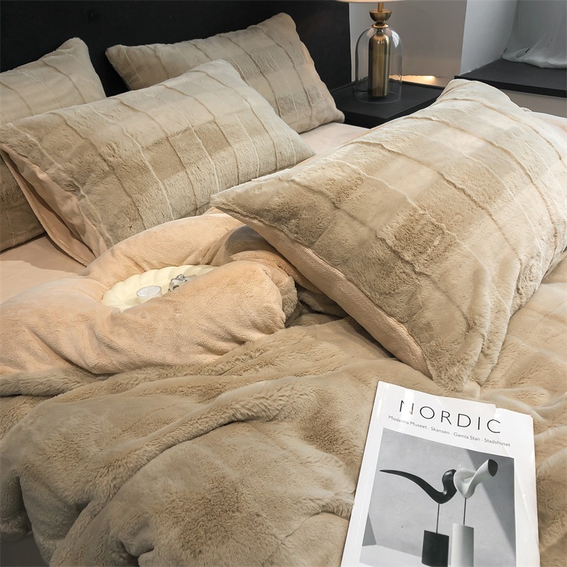 無地ウサギぬいぐるみ 4 ピース冬増粘ミルクベルベットベッドシーツキルトカバーベッド 3 点セットプラスベルベットキルトカバー 5,308円