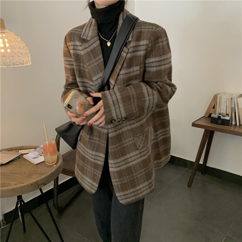 レトロ風 アウター ジャケット レディース 秋冬 春 かわいい きれいめ 個性的 暖かい チェスターコート シャツジャケット レギュラー丈 長袖 ボリューム袖 萌袖 Vネック 襟付き レギュラーカラー