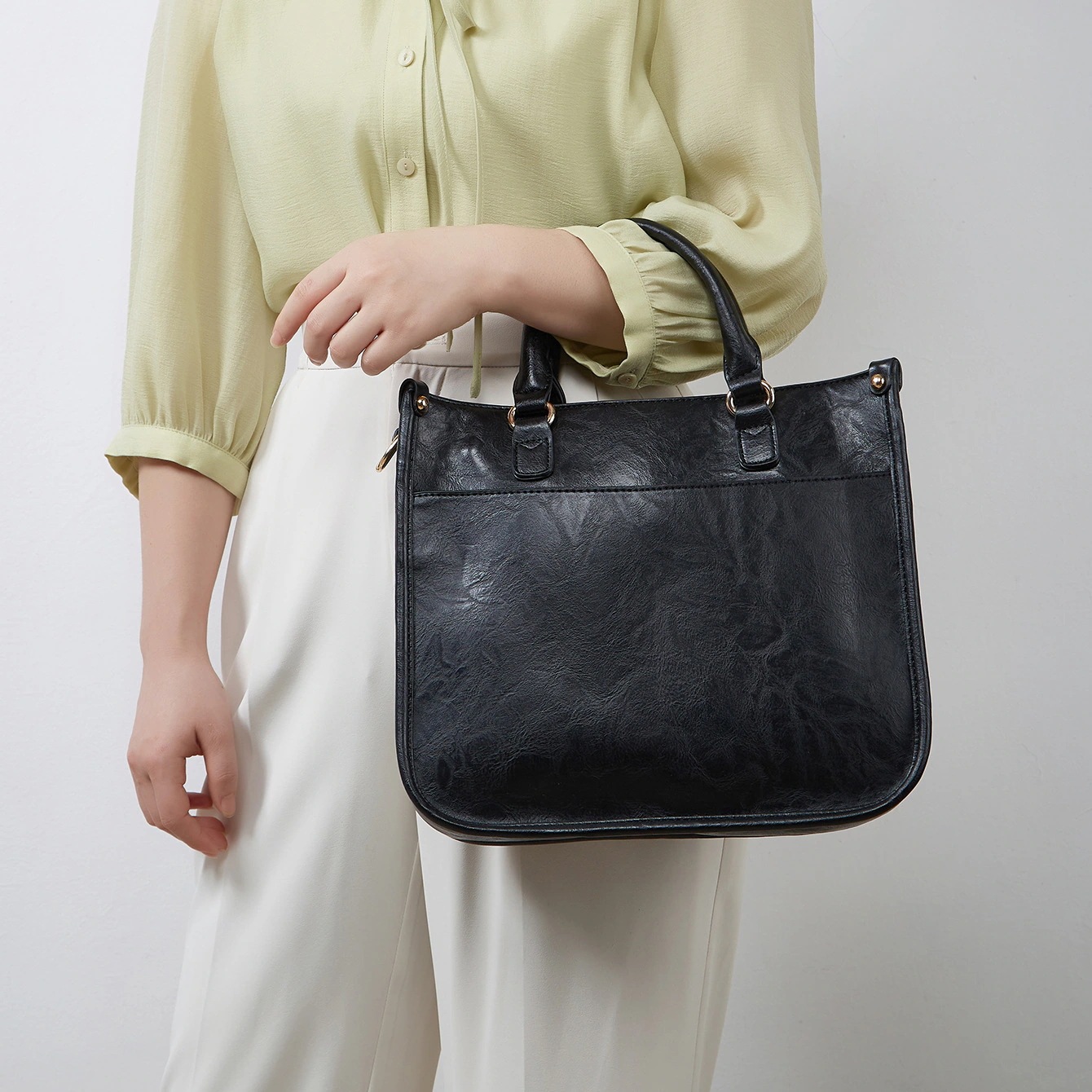 無地 ショルダーバッグ シンプル 通勤 パック かたかた掛け 手提げバッグ スマホポーチ カジュアル パック