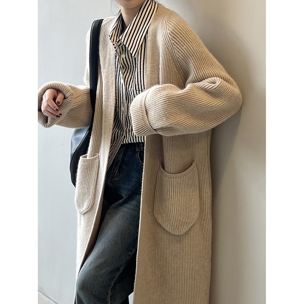 優しい気質のセーターカーディガンコート女性の中長タイプ2023秋冬の新しいシンプルなニット上着