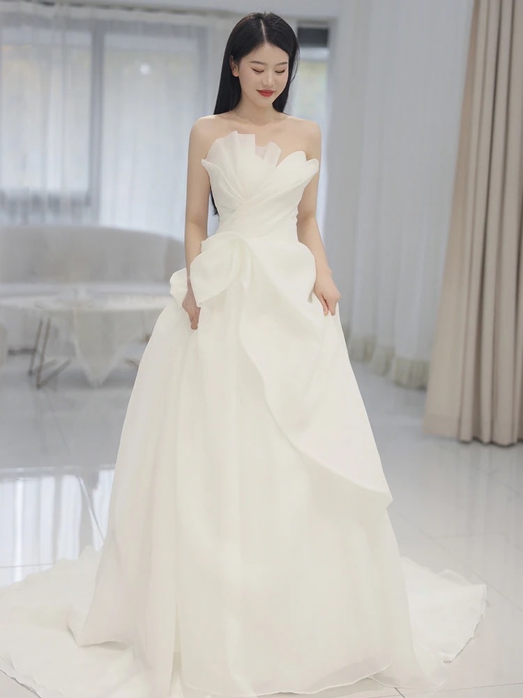 ライトウェディングドレス 2024 ブライダル ブ シン チーディ フォレストスタイル ドアヤーン 上質な質感 テール