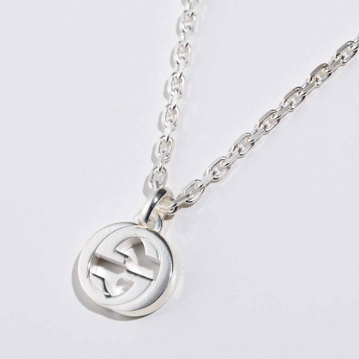 GUCCI グッチ ネックレス INTERLOCKING G インターロッキング 796355 J8400 メンズ ダブルG チェーン ペンダント アクセサリー 8106/SILVER