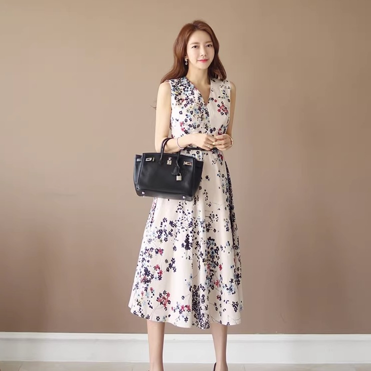 ワンピース フレアワンピース ワンピドレス ロング ロング丈 袖なし ノースリーブ Vネック 襟なし セミフレア Aライン ハイウエスト かわいい 大人可愛い きれいめ シンプル 大人 上品 おしゃれ