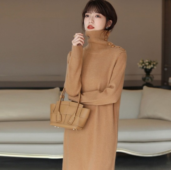 ワンピース ロング丈 袖なし 長袖 タートルネック デザイン ボタン 美ライン ニュアンス サイドスリット 伸縮性 ニット カラバリ かわいい 大人可愛い きれいめ シンプル カジュアル 大人 上品