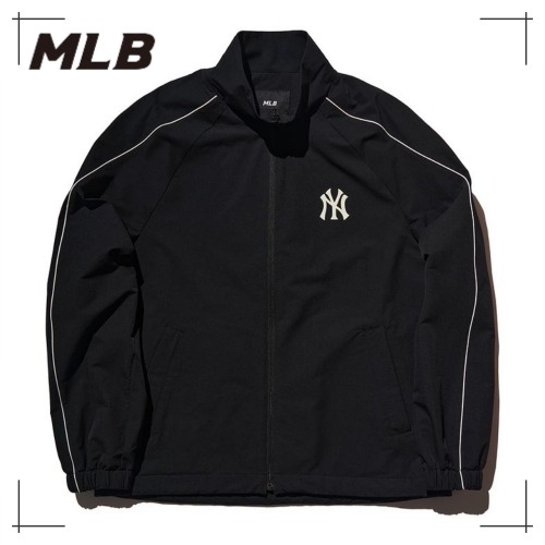 MLB公式正規品 Sportive Varsity Windbreaker NY (Black)