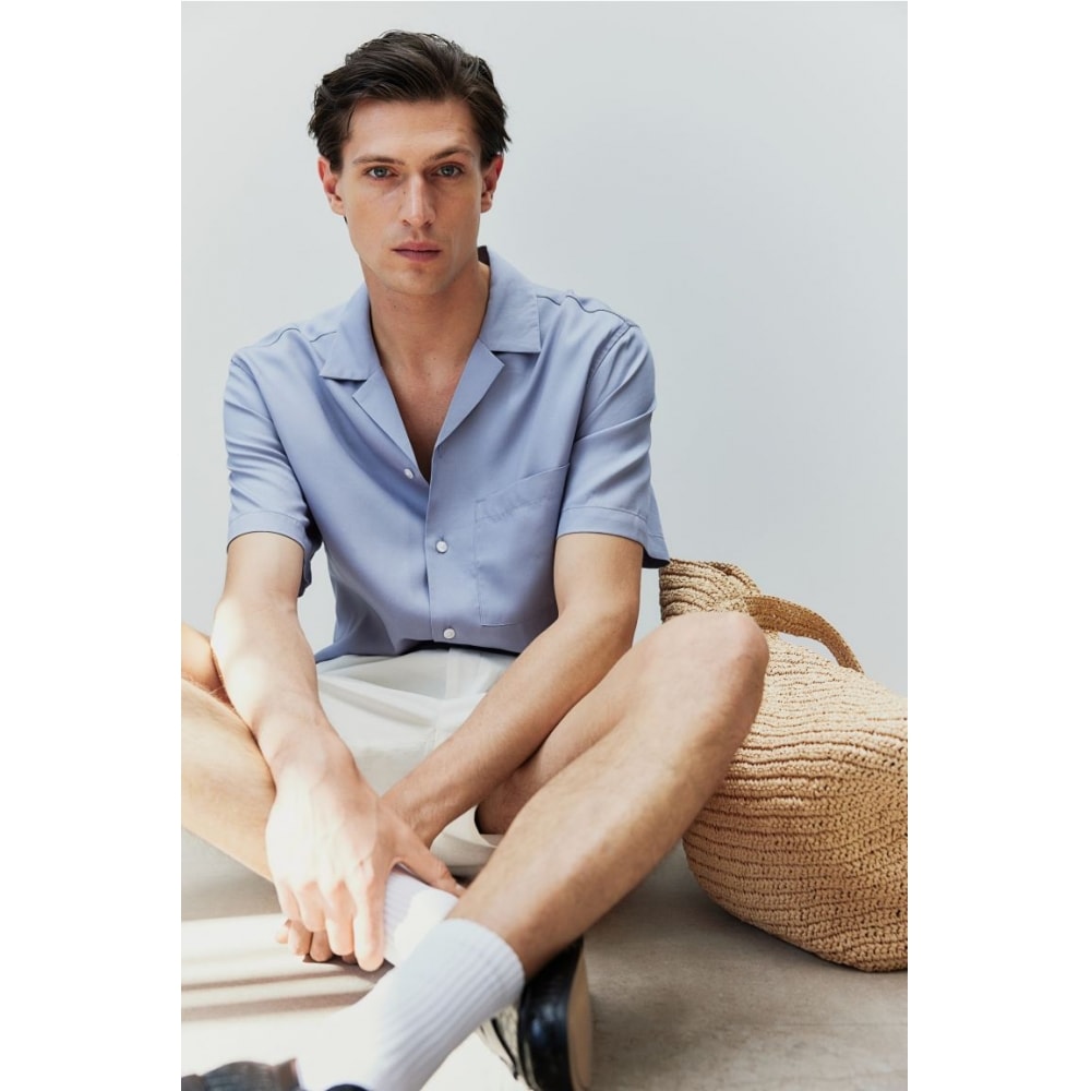 H&M レギュラーフィットリヨセルキャンプシャツペールブルー