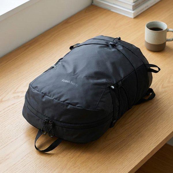 エアロ軽量ランニングバックパック 13L ブラック QR123ABP31-BLK