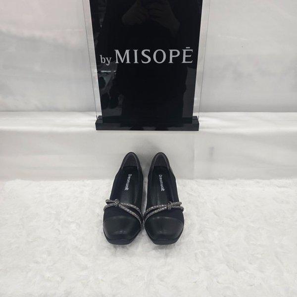 By 女性 キュービック ストラップ フラット シューズ 612HT411SS002 BLACK 3 JJ