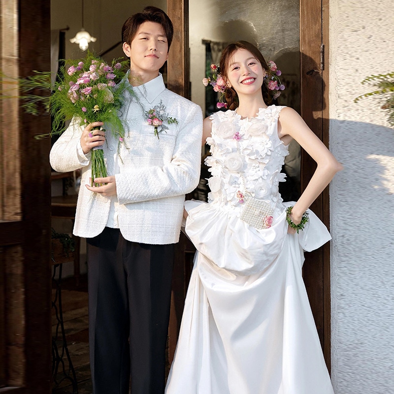 「SIAI」【無.料 2025新入荷·高.品質】【豪華でロマンチックなデザイン！】ウェディングドレス 白 イブニングドレス パーティードレス ワンピース 二次会 結婚式 成人式 演奏会 花嫁 お呼ばれ