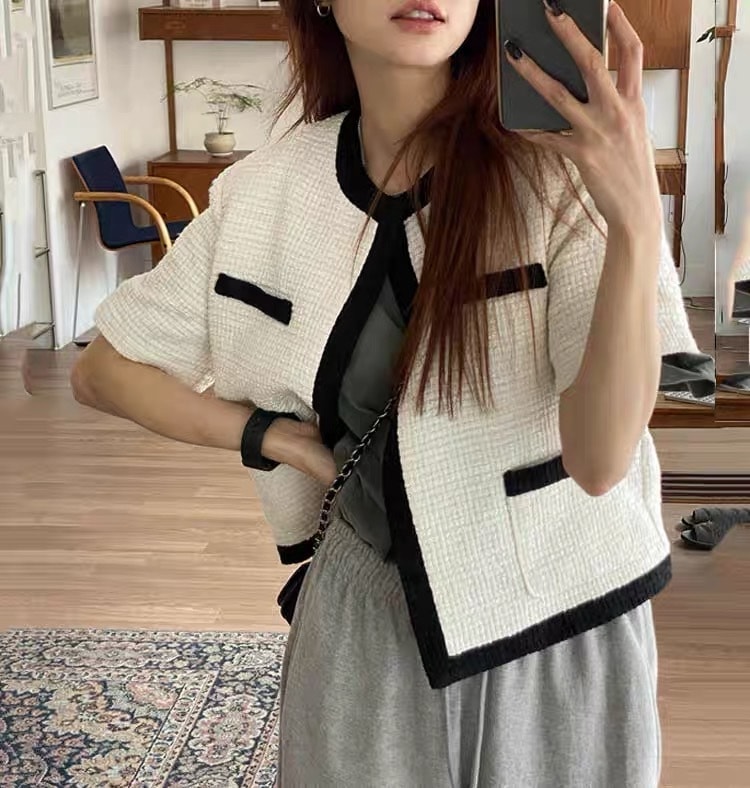 アウター ジャケット ショート丈 袖あり 半袖 ラウンドネック ストレート ポケット 前開き かわいい 大人可愛い きれいめ 上品 おしゃれ 大人女子 こなれ感 ラブリー キュート セクシー