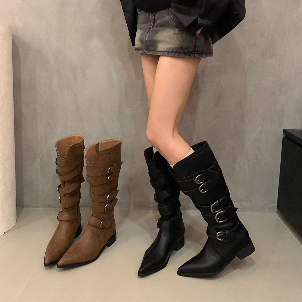 レトロニッチスモールブーツブラウンウエスタンカウボーイブーツ初秋の濃厚なかかと女性のブーツバックルハイブーツ