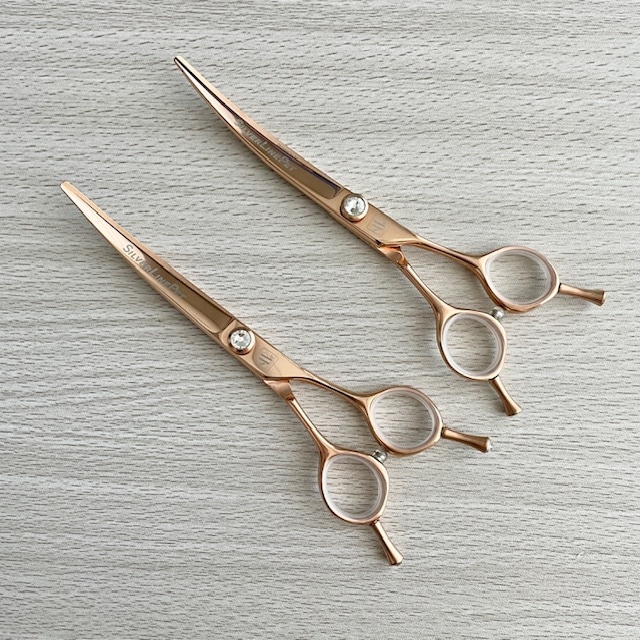 [SC6510/SC6525/SC6535]ノコギリスリムカーブバサミ 丸い顔 ディープカーブとなだらかな角度選べる ギザ刃で毛が押されない顔カット マルチ プードル ベストセラー