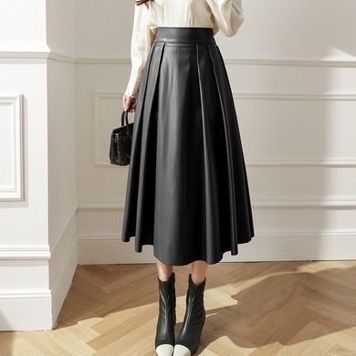 レザー スカート ロングスカート ミドル丈 ハイウエスト かわいい 可愛い きれいめ シンプル カジュアル 上品 おしゃれ お洒落 かっこいい 可愛い 女子 こなれ感 ラブリー 5,117円