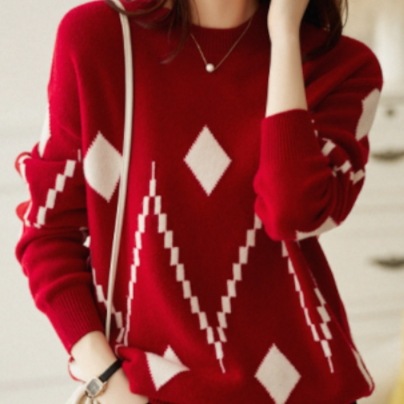 ラウンドネックセーター トップス ニット カジュアル ブラック 黒 ホワイト 白 レッド 赤