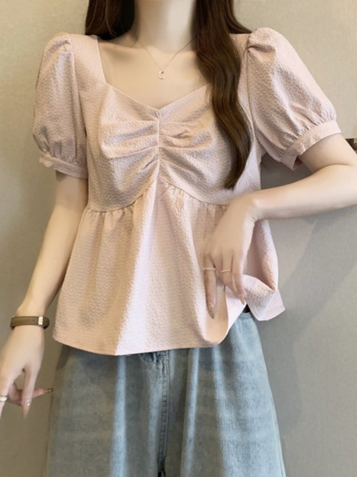 大きいサイズのショート丈半袖シャツ女性用夏のぽっちゃりさん向け着痩せ効果のあるお腹カバーのブラウス個性的で甘いトップス