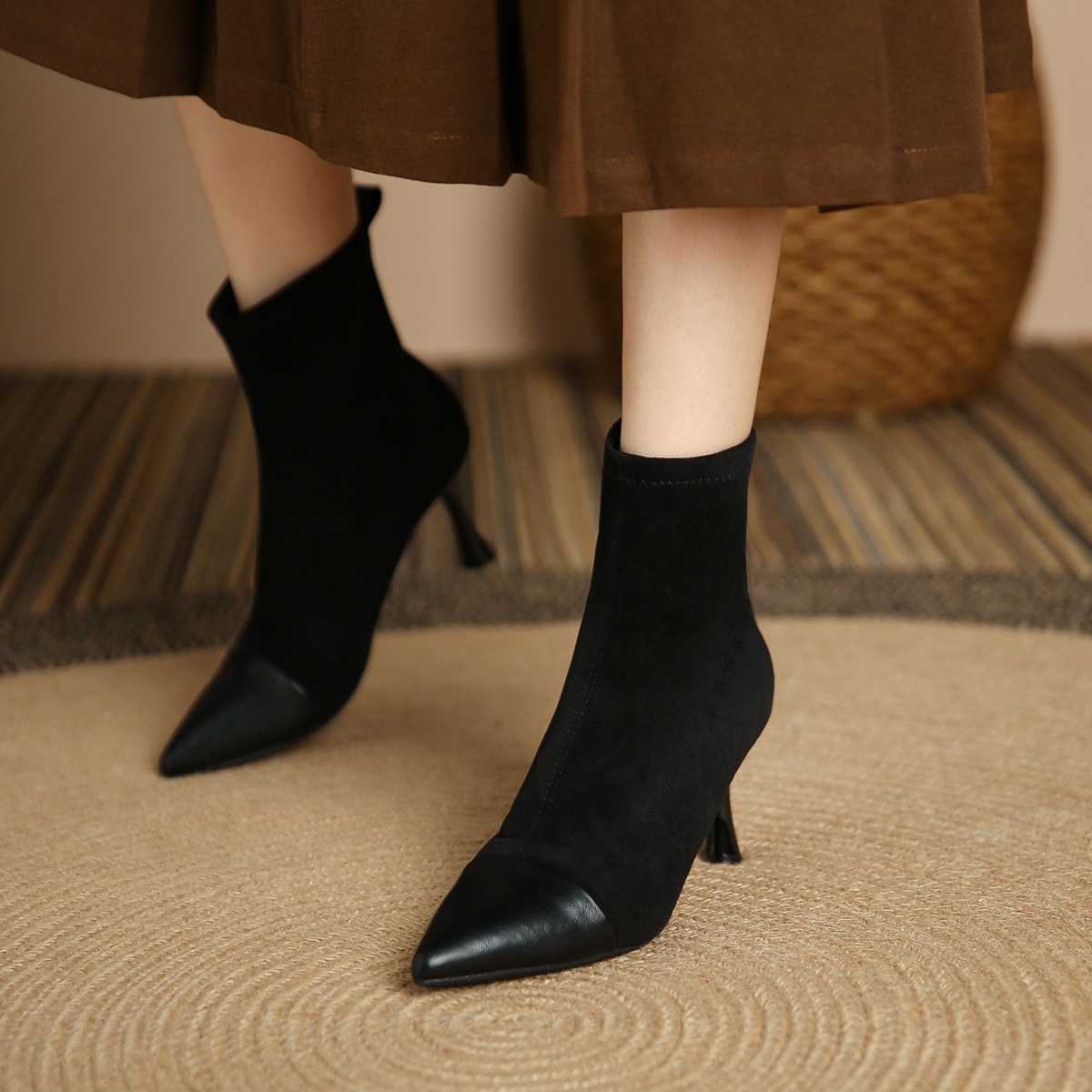 加工3318-1ヨーロッパとアメリカのポインテッドトゥスティレットショートブーツ女性用スエードアンクルブーツローファッションレディースブーツ