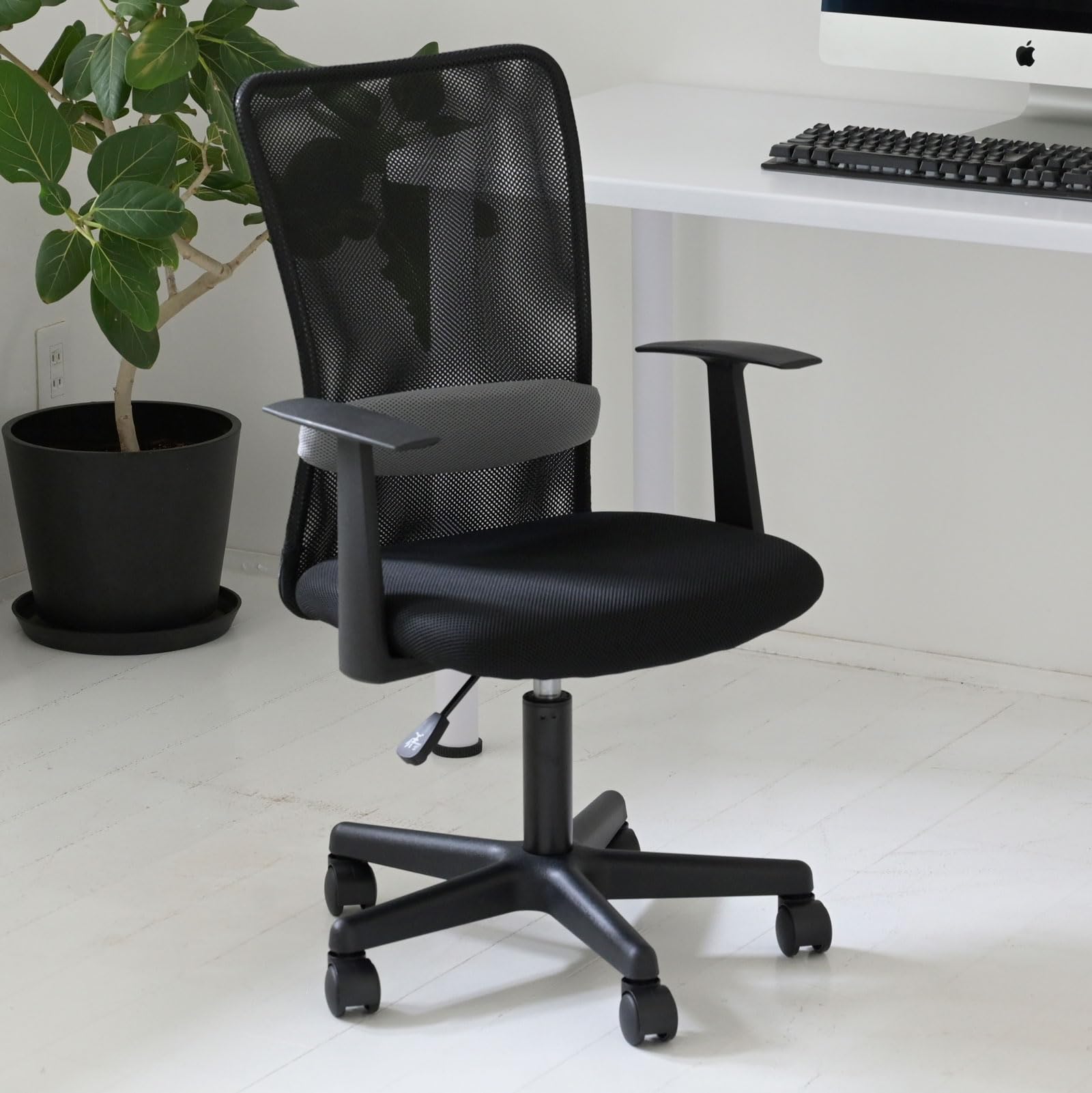 山善(YAMAZEN) チェア メッシュチェア 肘付き ランバーサポート デスクチェア 幅54×奥行59×高さ85-97cm パソコンチェア オフィスチェア 学習 組立品 ブラック EHL-50A(B