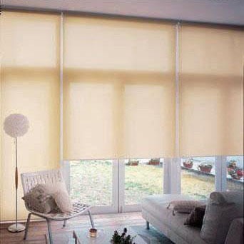 タチカワ TIORIOティオリオ ロールスクリーン無地防炎規格品 巾125×高さ140cm TR-3165・アプリコット